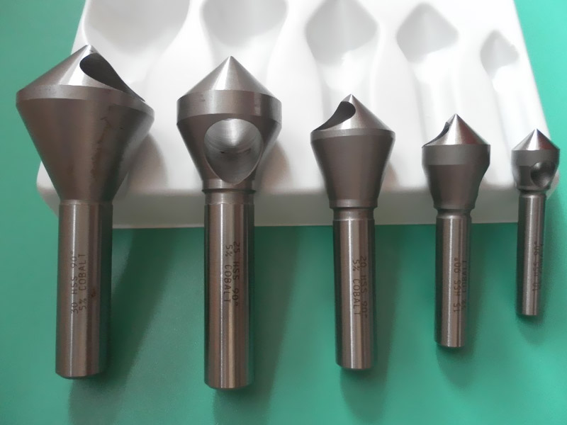 Chamfering knife: Master of detail in machining